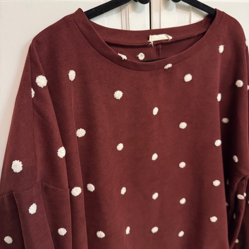 ANDTHEWHY Maroon and White Polka Dot Sweatshirt Size 1X. Dark coquette - Picture 2 of 6